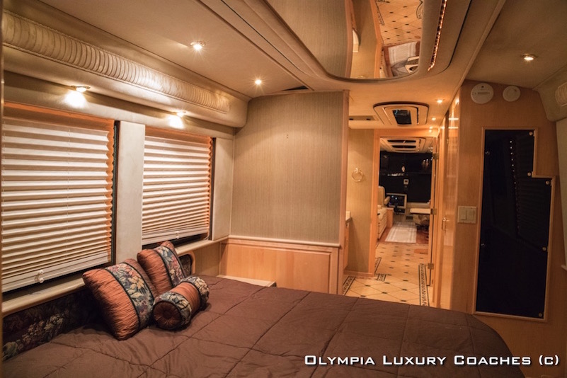 1999 Prevost Royale XL For Sale