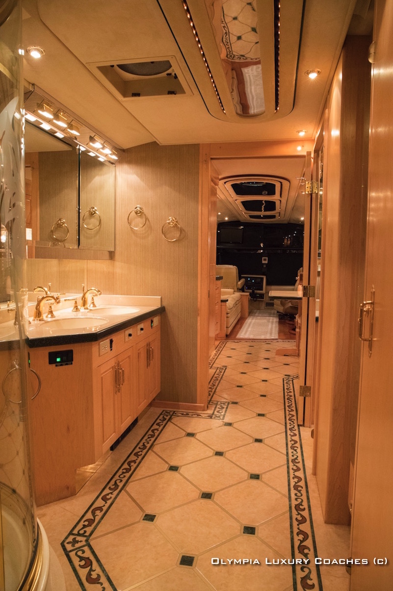 1999 Prevost Royale XL For Sale