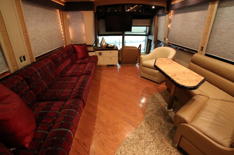 1999 Prevost Featherlite H3-45 For Sale