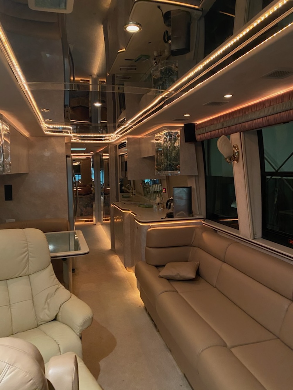 1999 Prevost Vantare XL For Sale
