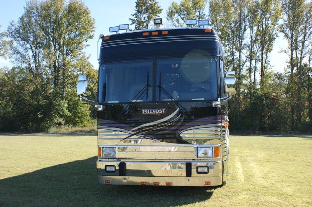 2000 Prevost Featherlite XL For Sale