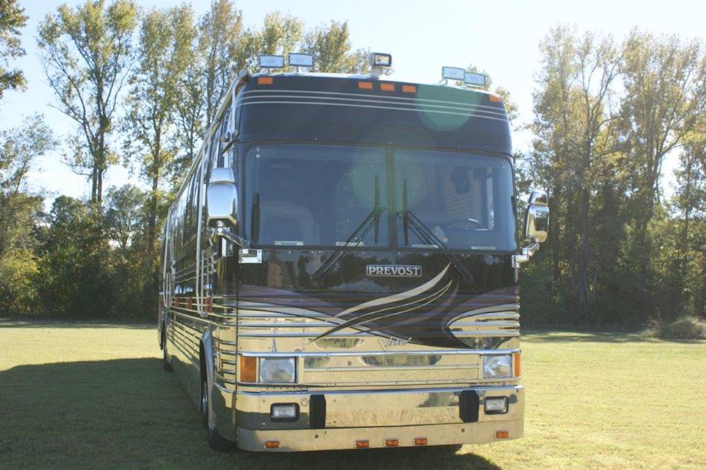 2000 Prevost Featherlite XL For Sale