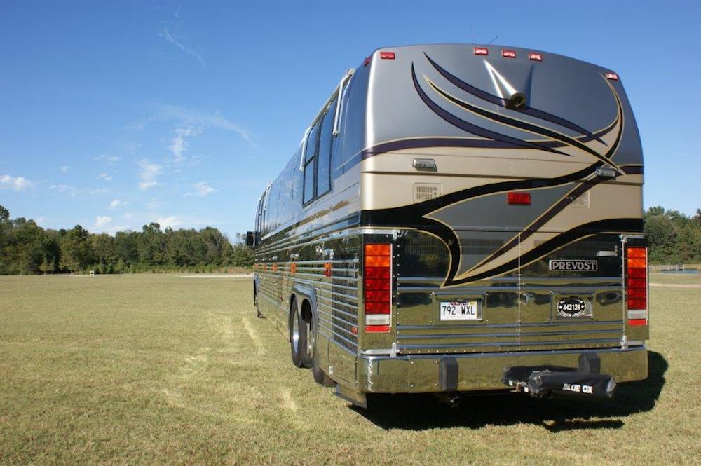 2000 Prevost Featherlite XL For Sale