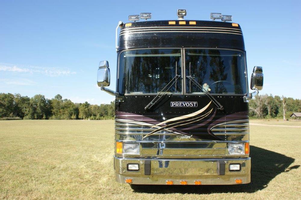 2000 Prevost Featherlite XL For Sale