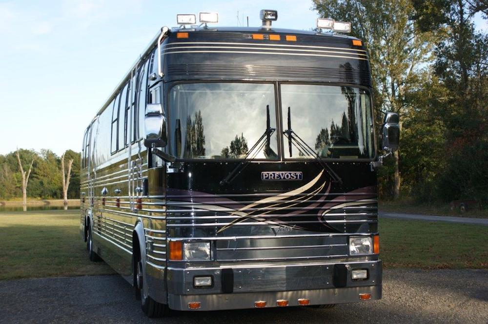 2000 Prevost Featherlite XL For Sale