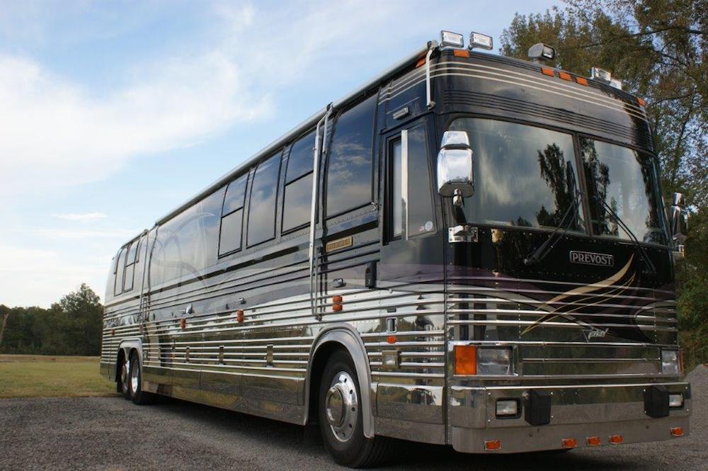 2000 Prevost Featherlite XL For Sale