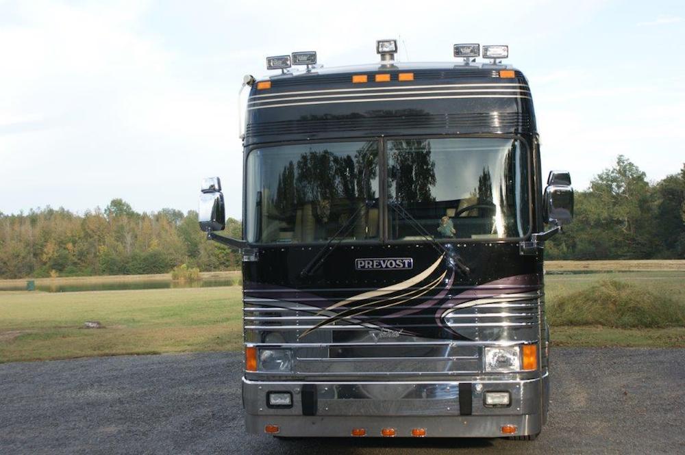 2000 Prevost Featherlite XL For Sale