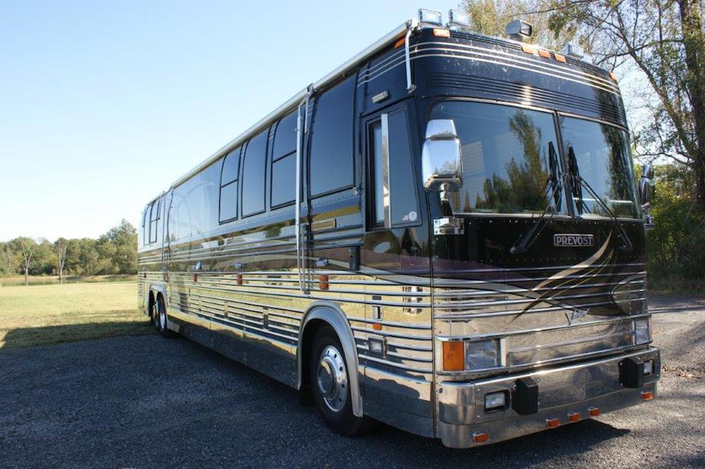 2000 Prevost Featherlite XL For Sale