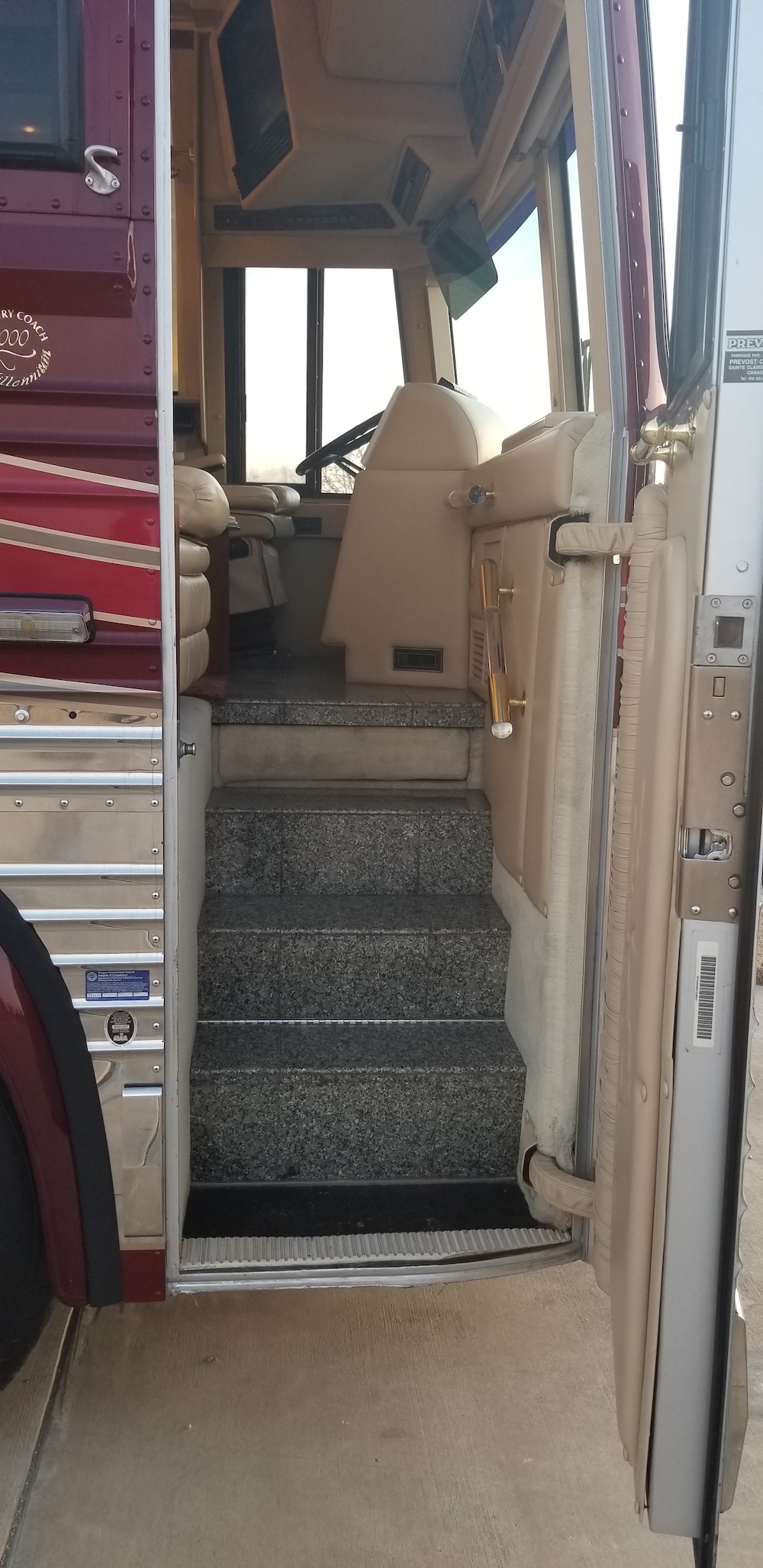 2000 Prevost Country Coach XL For Sale