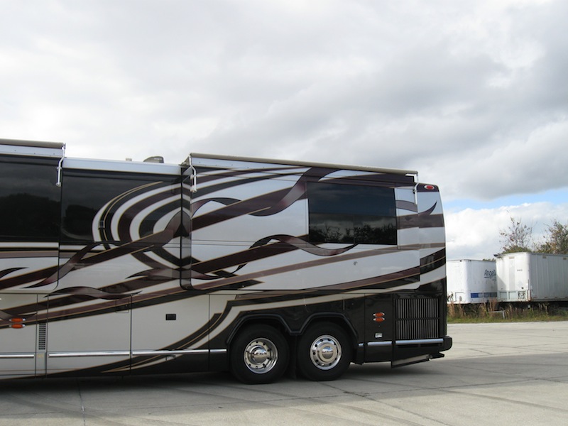 1999 Prevost Angola H3-45 For Sale