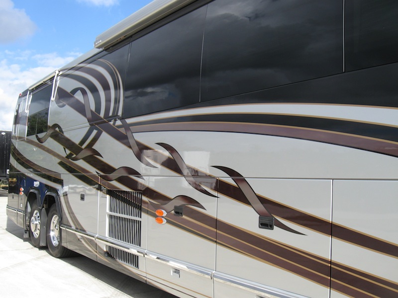 1999 Prevost Angola H3-45 For Sale