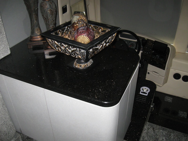 1999 Prevost Angola H3-45 For Sale