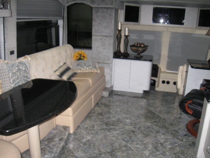 1999 Prevost Angola H3-45 For Sale