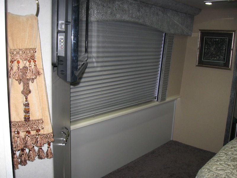 1999 Prevost Angola H3-45 For Sale