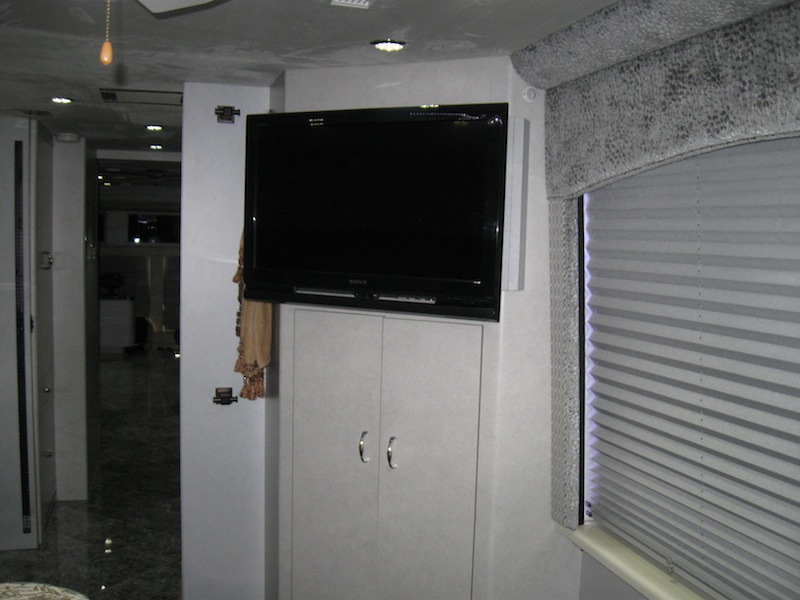 1999 Prevost Angola H3-45 For Sale