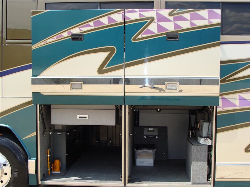 2000 Prevost Country Coach H3-45 For Sale