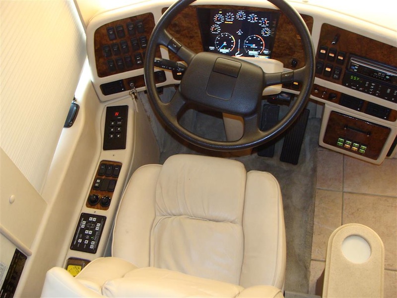 2000 Prevost Country Coach H3-45 For Sale
