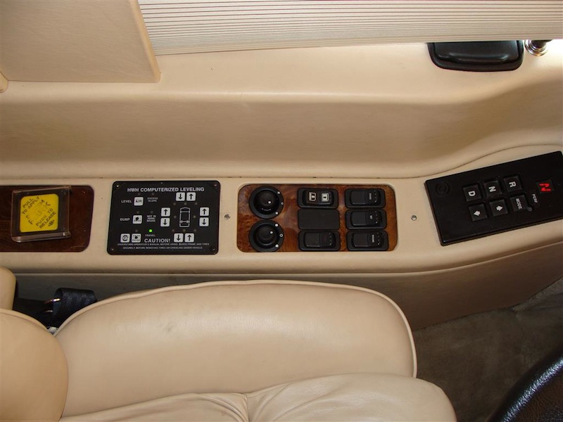 2000 Prevost Country Coach H3-45 For Sale