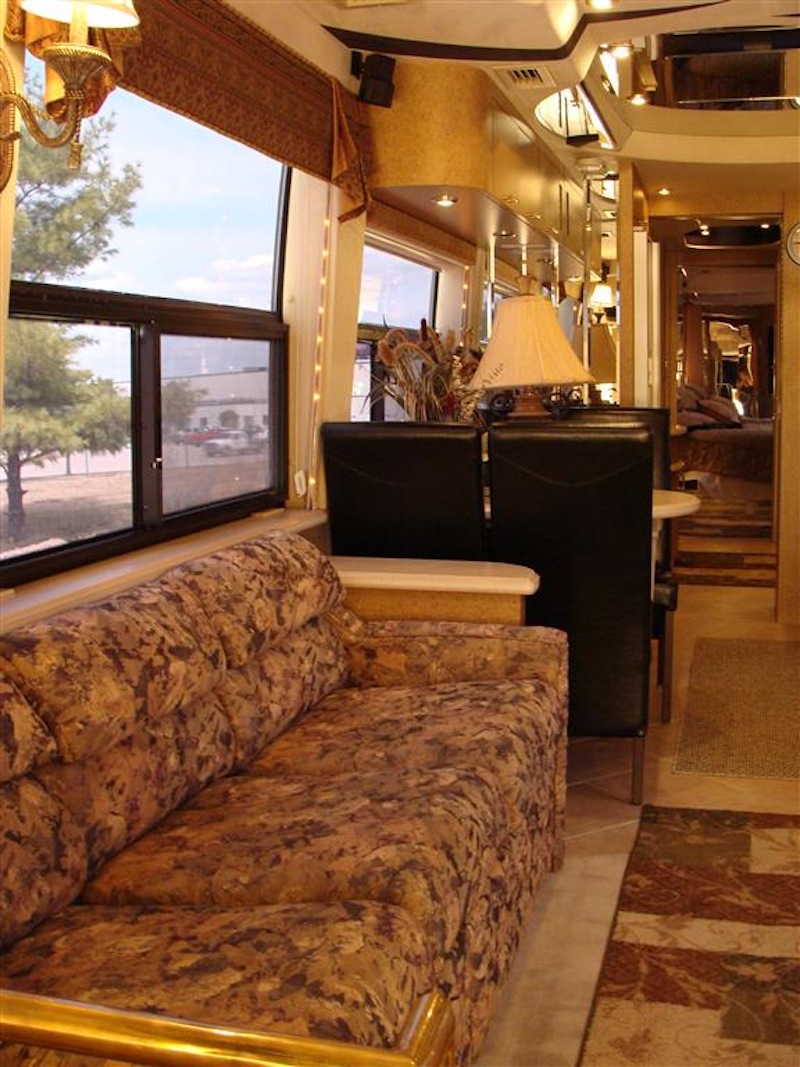 2000 Prevost Country Coach H3-45 For Sale