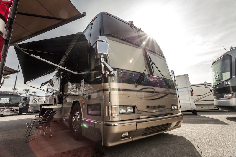 2000 Prevost Country Coach H3-45 For Sale