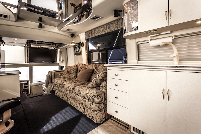 2000 Prevost Country Coach H3-45 For Sale