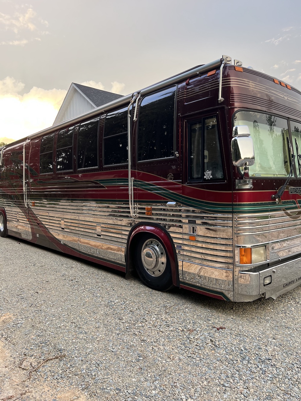 2001 Prevost Country Coach XL For Sale