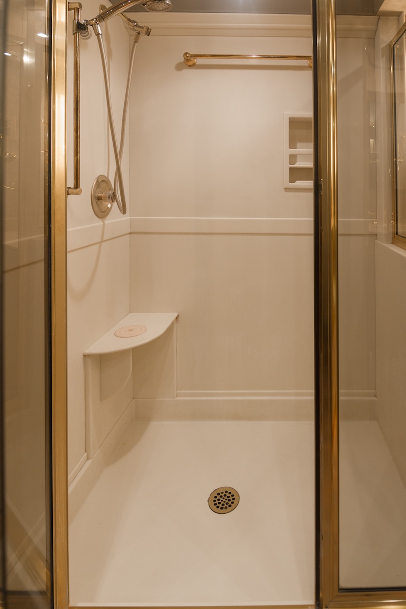 2000 Prevost Country Coach XL For Sale