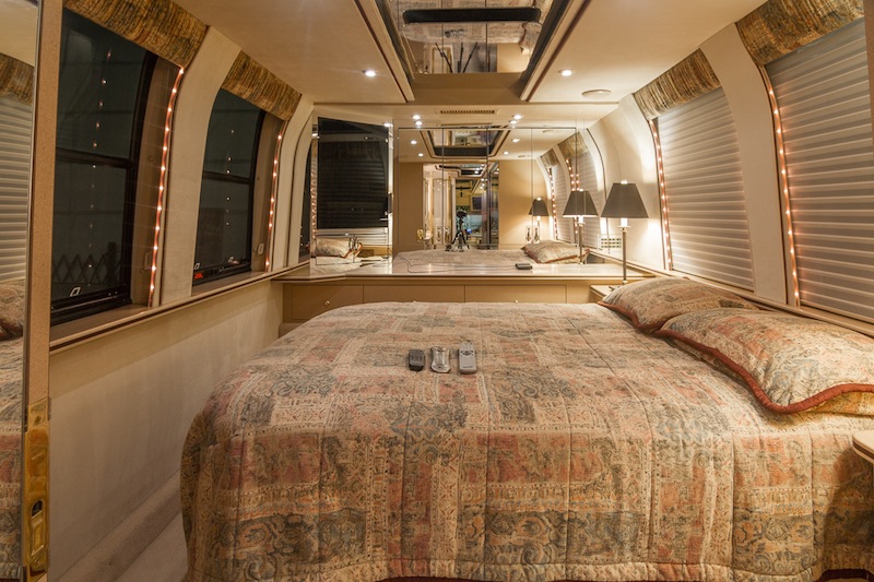 2000 Prevost Country Coach XL For Sale