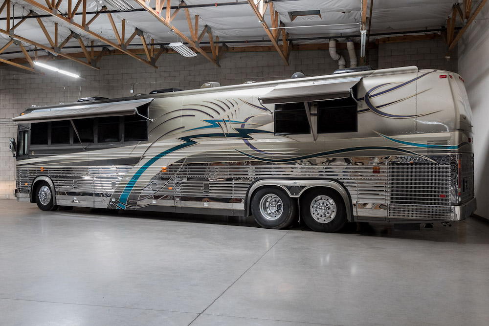 2000 Prevost Country Coach XL For Sale