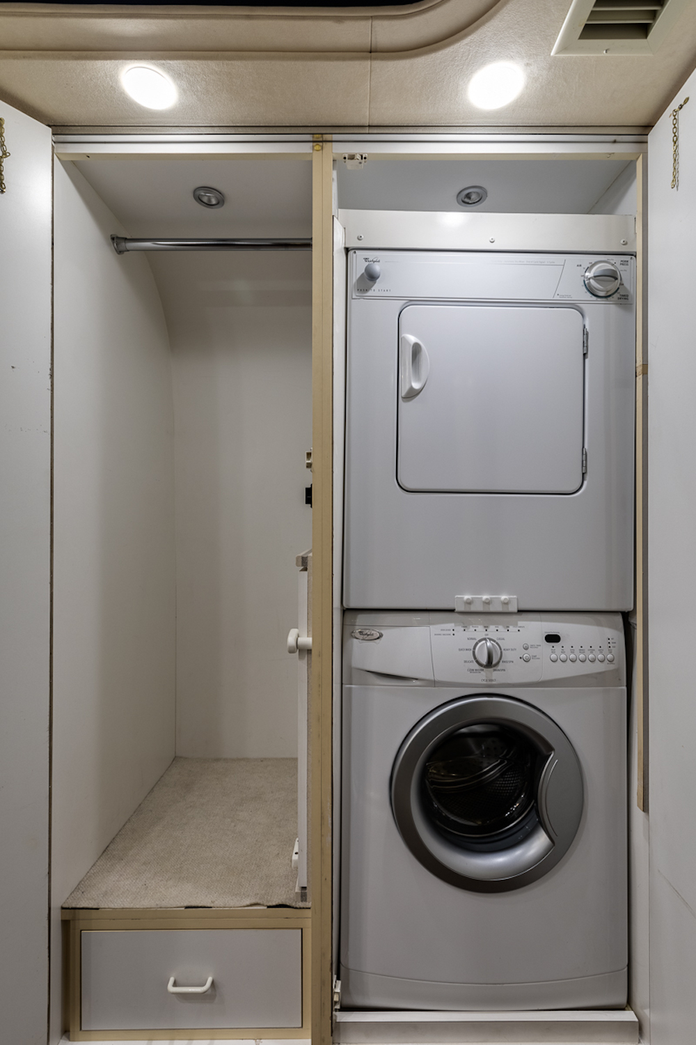 2000 Prevost Country Coach XL For Sale