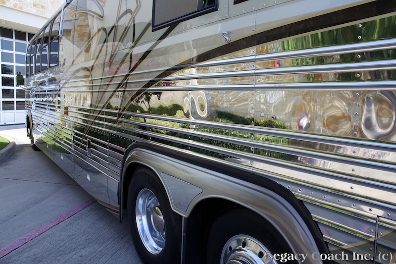 2011 Prevost Country Coach XL For Sale