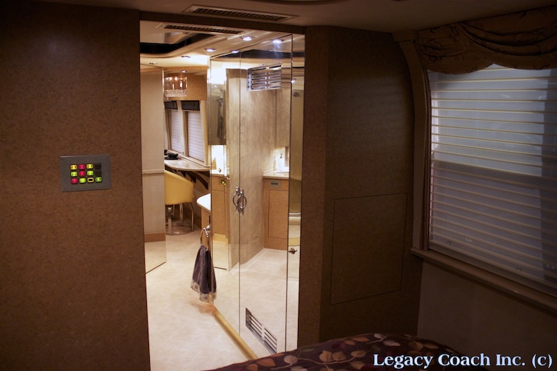 2011 Prevost Country Coach XL For Sale