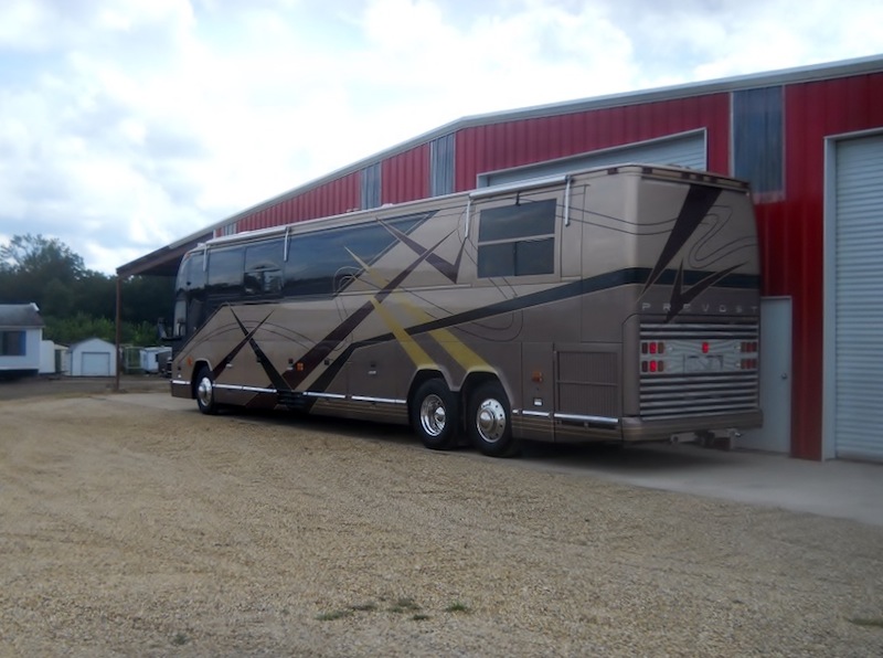 2000 Prevost Featherlite H3-45 For Sale