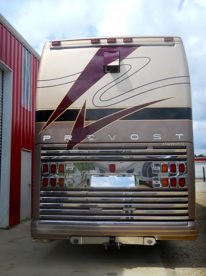 2000 Prevost Featherlite H3-45 For Sale