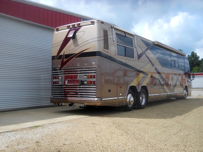 2000 Prevost Featherlite H3-45 For Sale