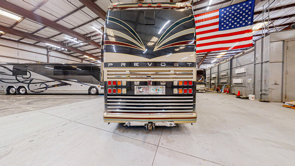 2000 Prevost Featherlite H3-45 For Sale