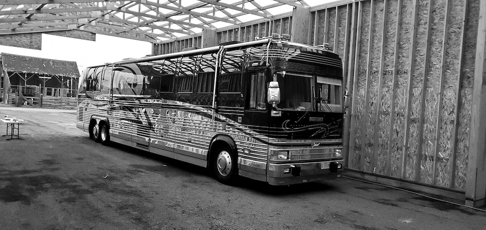 2000 Prevost Featherlite XL For Sale