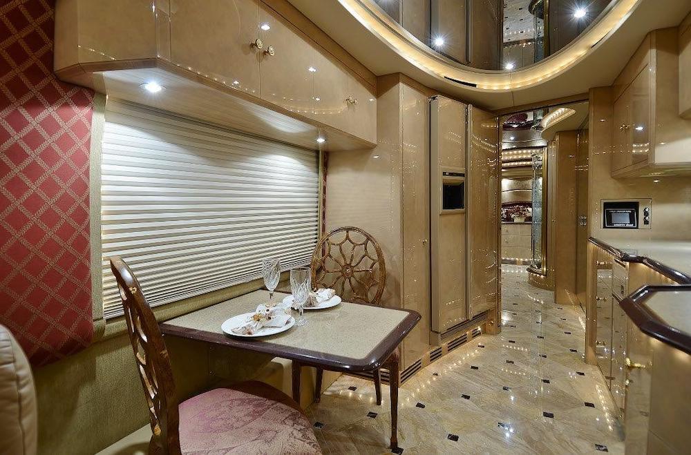 2000 Prevost Liberty H3-45 For Sale