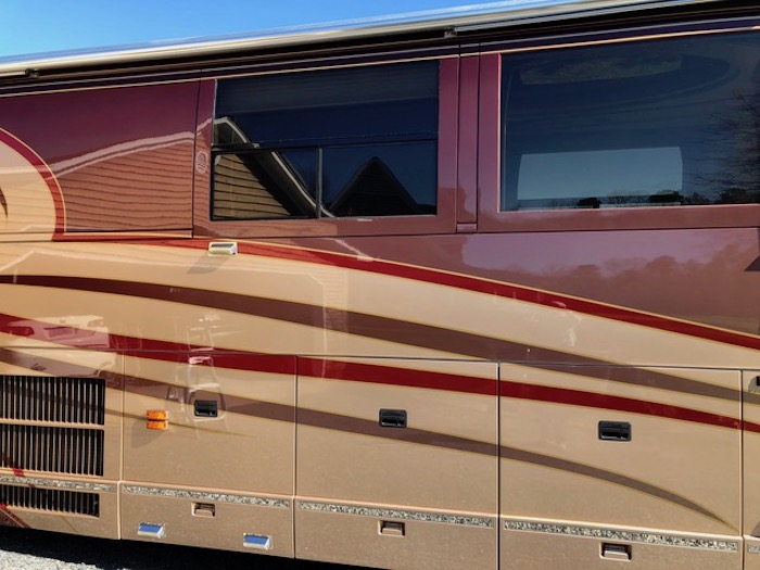 2000 Prevost Liberty H3-45 For Sale