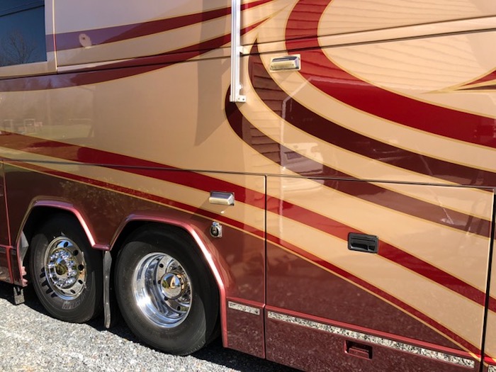 2000 Prevost Liberty H3-45 For Sale