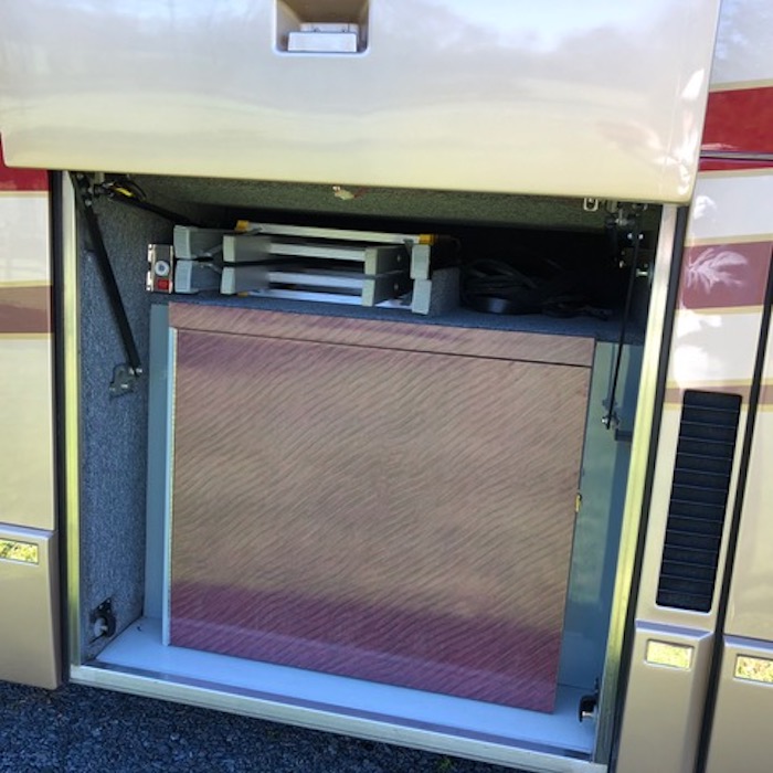 2000 Prevost Liberty H3-45 For Sale