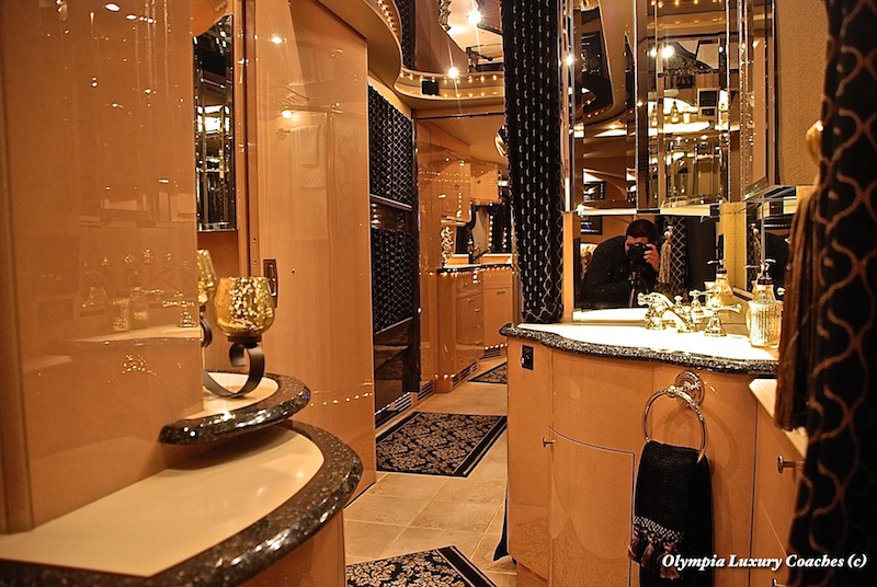 2000 Prevost Liberty H3-45 For Sale