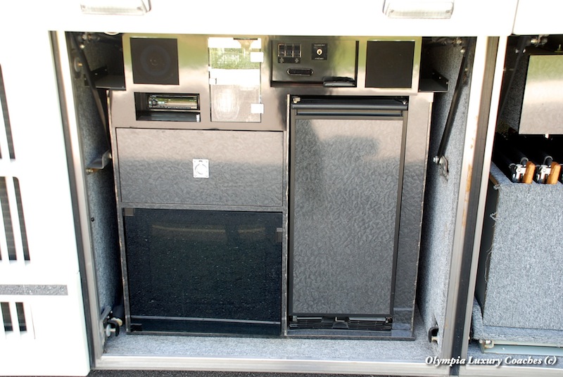 2000 Prevost Liberty H3-45 For Sale