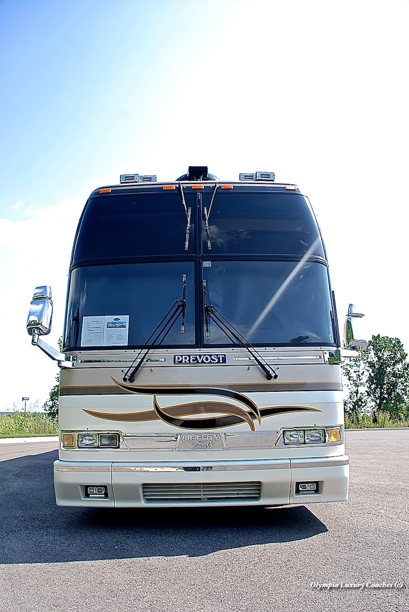 2000 Prevost Liberty H3-45 For Sale