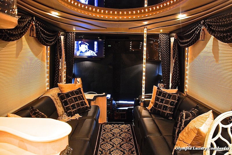 2000 Prevost Liberty H3-45 For Sale