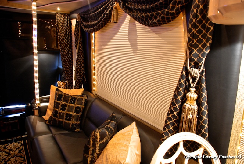 2000 Prevost Liberty H3-45 For Sale