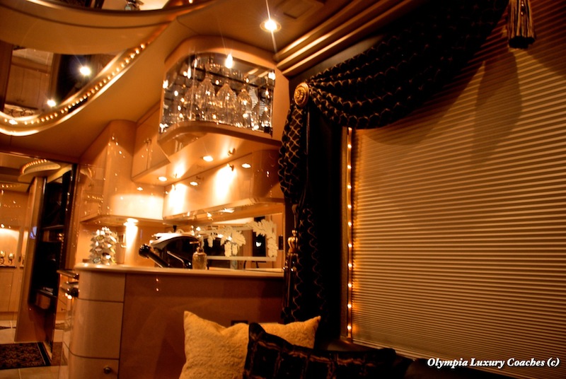 2000 Prevost Liberty H3-45 For Sale