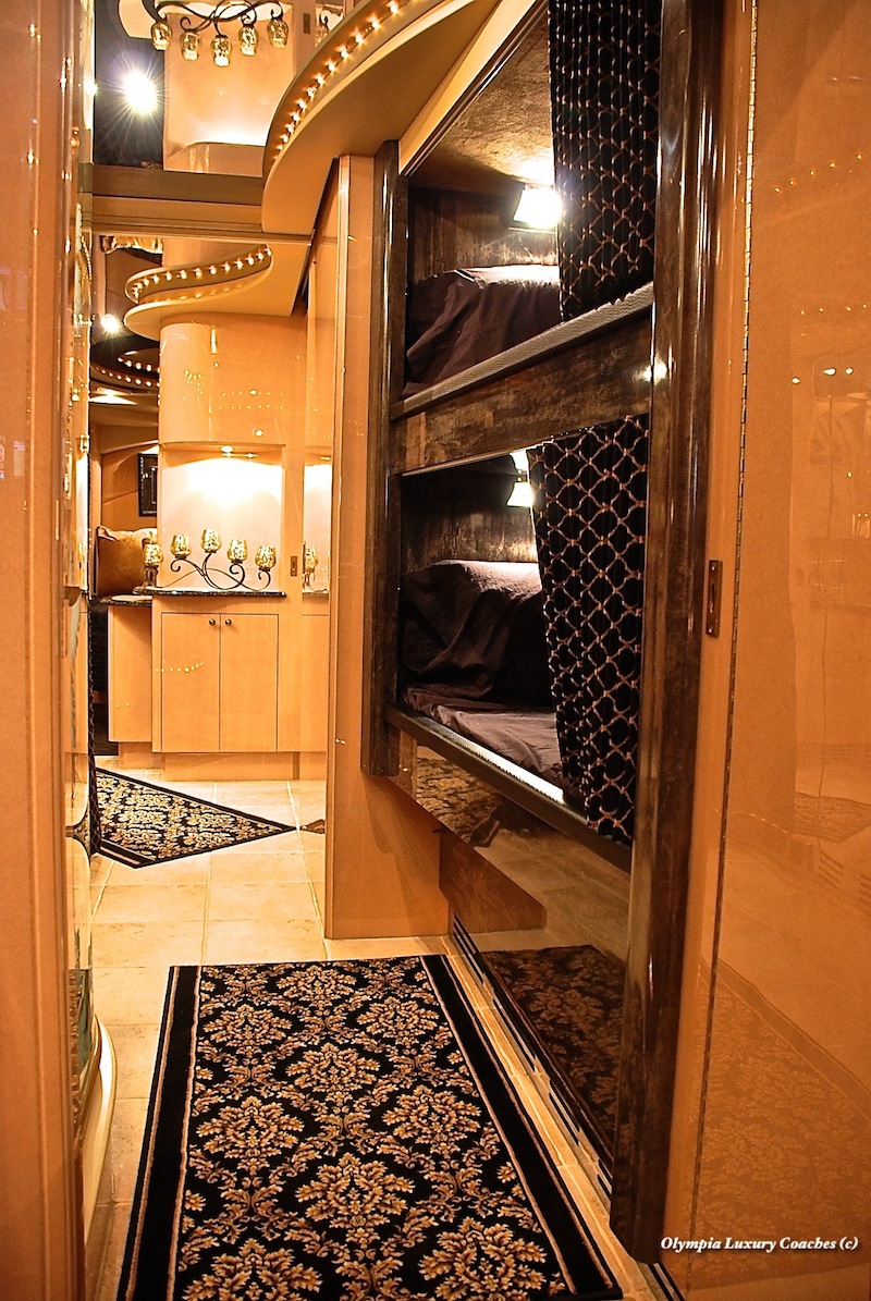 2000 Prevost Liberty H3-45 For Sale