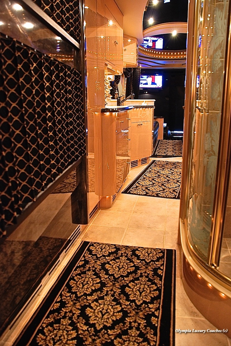 2000 Prevost Liberty H3-45 For Sale
