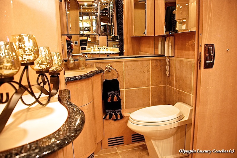 2000 Prevost Liberty H3-45 For Sale